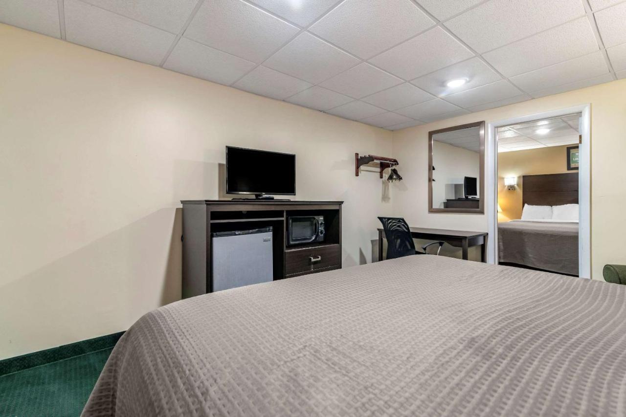 Mini-hôtel Rodeway George Outlets Lac George