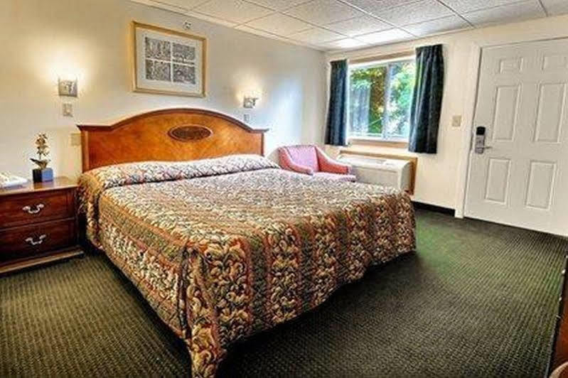 Rodeway George Outlets Inn 2*